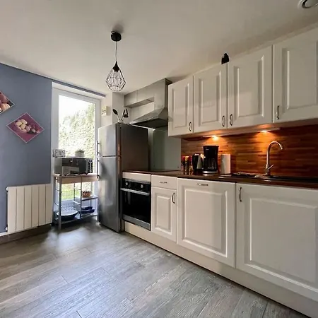 דירה House & Patio By Melrose ארומנש-לה-באינס