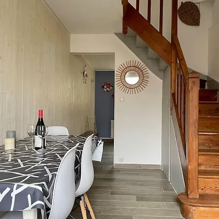 House & Patio By Melrose ארומנש-לה-באינס